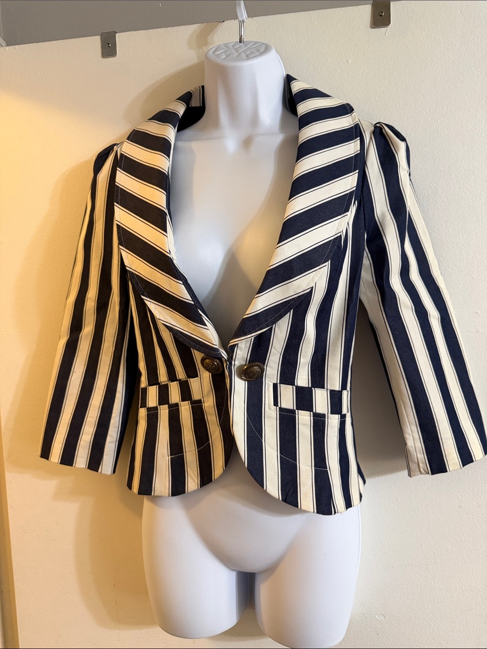 NWT Forever 21 Striped Navy and Cream Tailored Blazer Jacket Size Small
